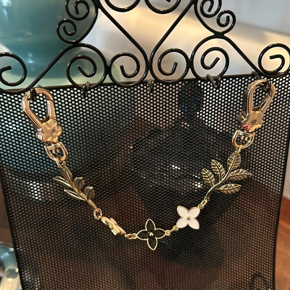 Purse Decoration Fob for Keys or Decoration - Picture 1 of 3